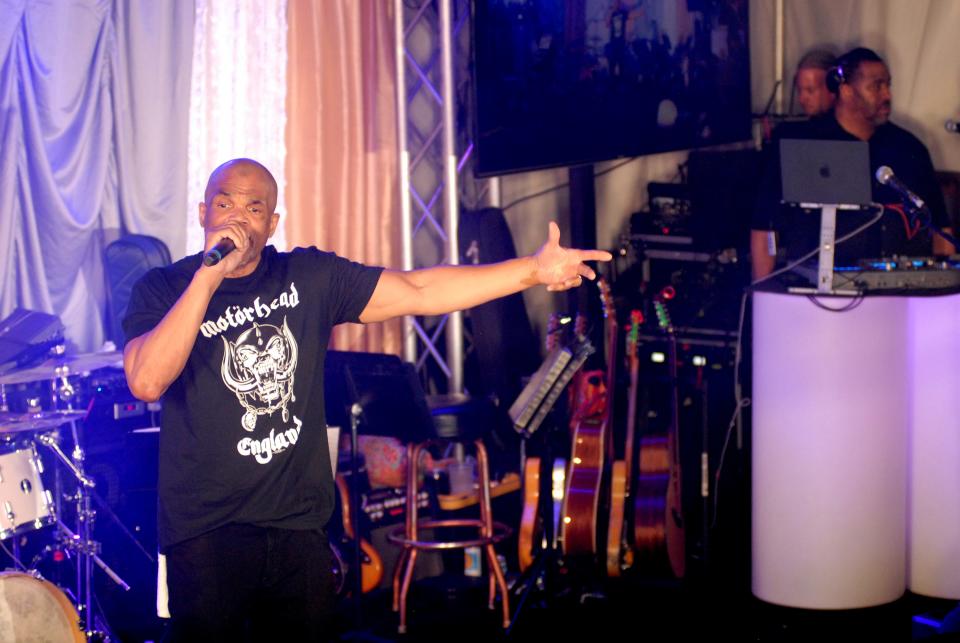 Darryl “DMC” McDaniels performs on stage at the 35th annual Barnstable Brown Gala on Friday night. May 03, 2024
