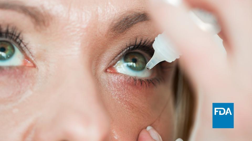 美國食品暨藥物管理局（FDA）11 月初公布 27 款受細菌汙染的眼藥水、人工淚液等產品，督促消費者應「立即停止使用」。   圖: 翻攝自美國食品暨藥物管理局（FDA）X 