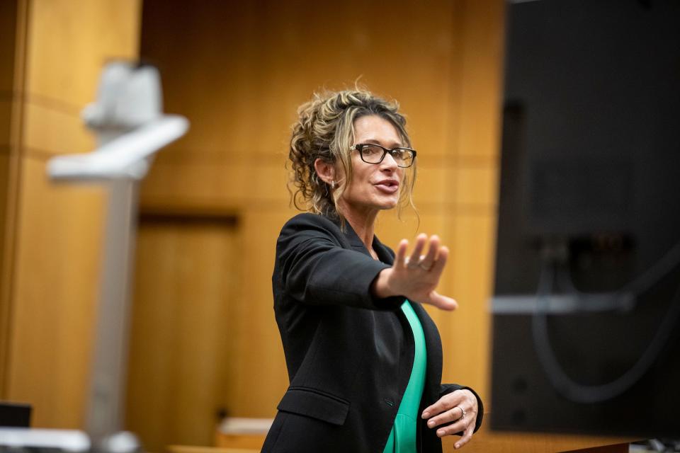 Defense attorney Debra Tuomey presents her closing arguments for Marcelle Jerrill Waldon . A jury found Waldon guilty of 2 counts of first degree murder in the deaths of Edie Yates Henderson and her husband David Henderson in court in Bartow Fl. Wednesday January 31,2024. Waldon faces a possible death penalty sentence for the murders.
Ernst Peters/The Ledger