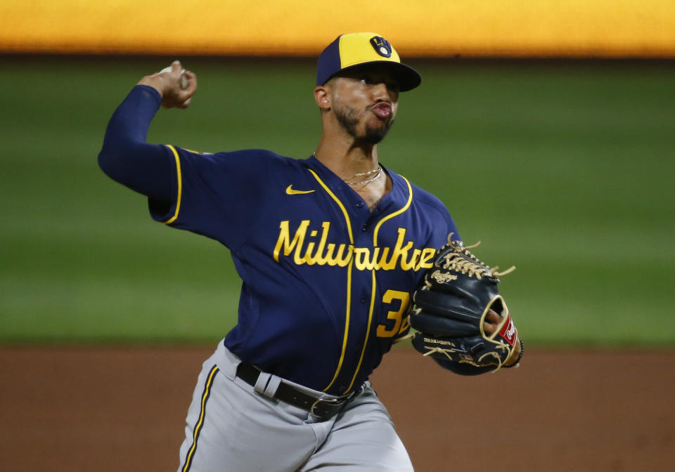 Milwaukee Brewers reliever Devin Williams wins NL Rookie of the Year award. (Photo by Justin K. Aller/Getty Images)