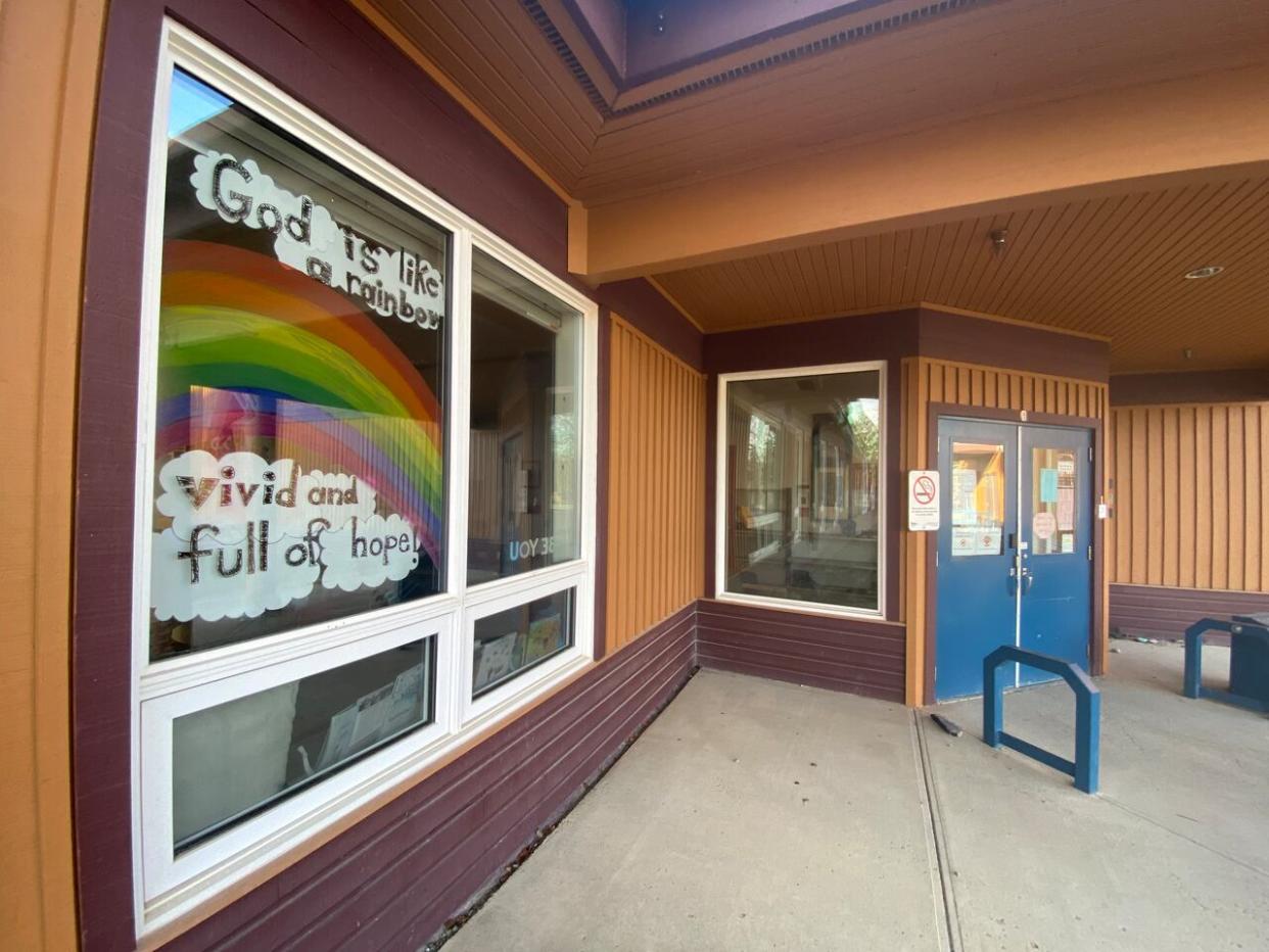 The entrance of Holy Family Elementary School is seen on Thursday, May 2. (Gabrielle Plonka/CBC  - image credit)