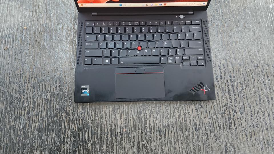 Lenovo ThinkPad X1 Carbon Gen 11