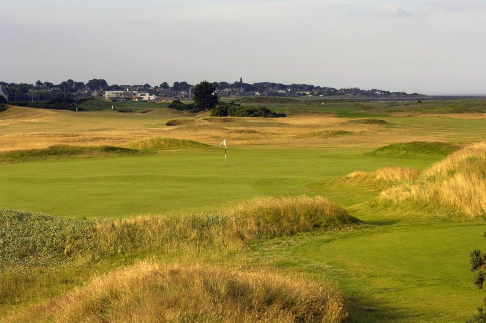 carnoustie golf links