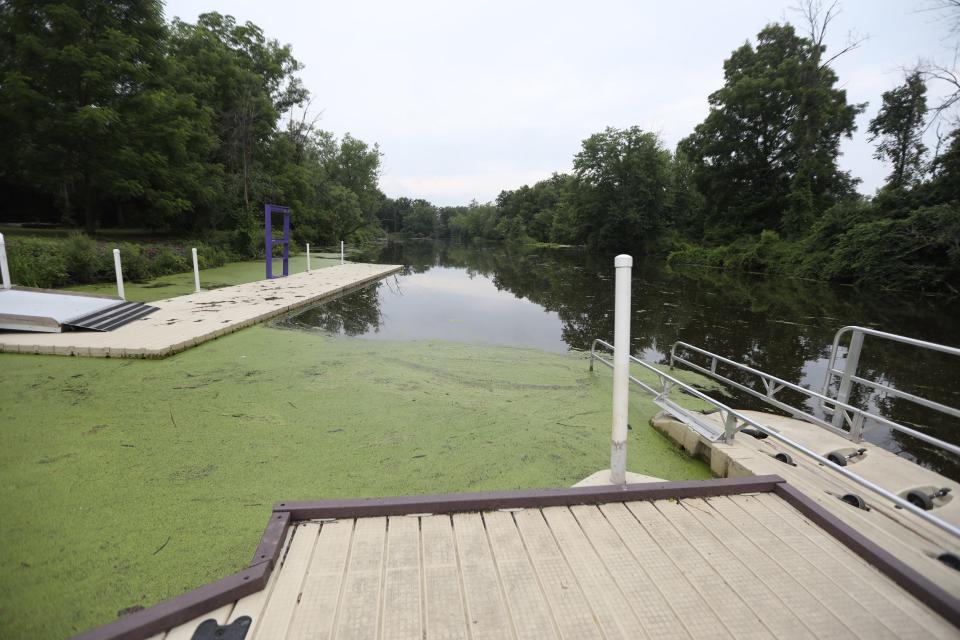 Black Creek Fishing Access Site, a New York State DEC park, has wheelchair and mobility access ramps for people who want to boat on Black Creek. The site is located on Black Creek Road in Chili near the intersection of Ballantyne and East River Roads.