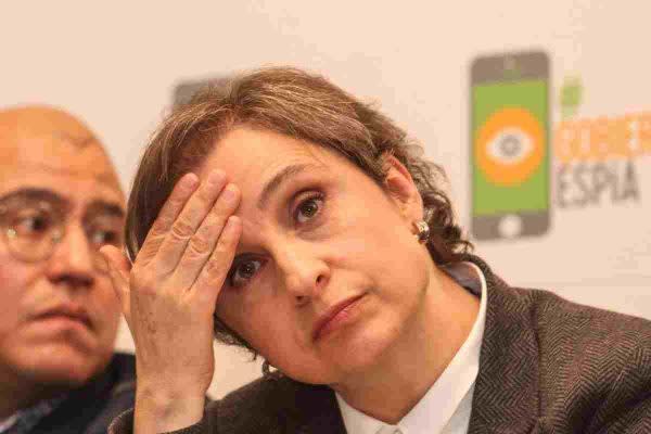 Carmen Aristegui, periodista espiada con Pegasus.