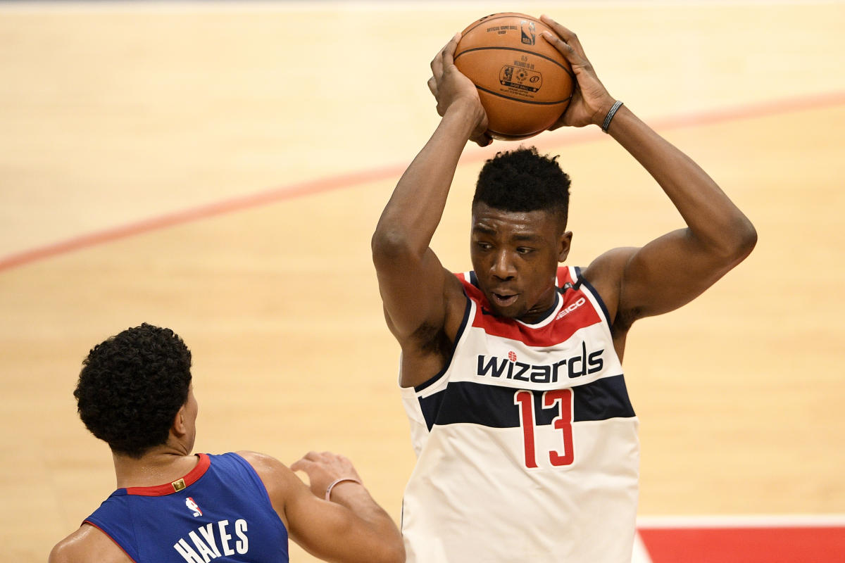 Wizards' Thomas Bryant perfect from field in historic game