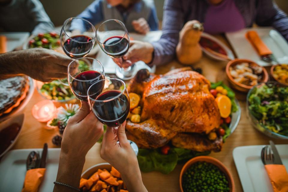 Ask <i>everyone</i> to make a Thanksgiving toast.