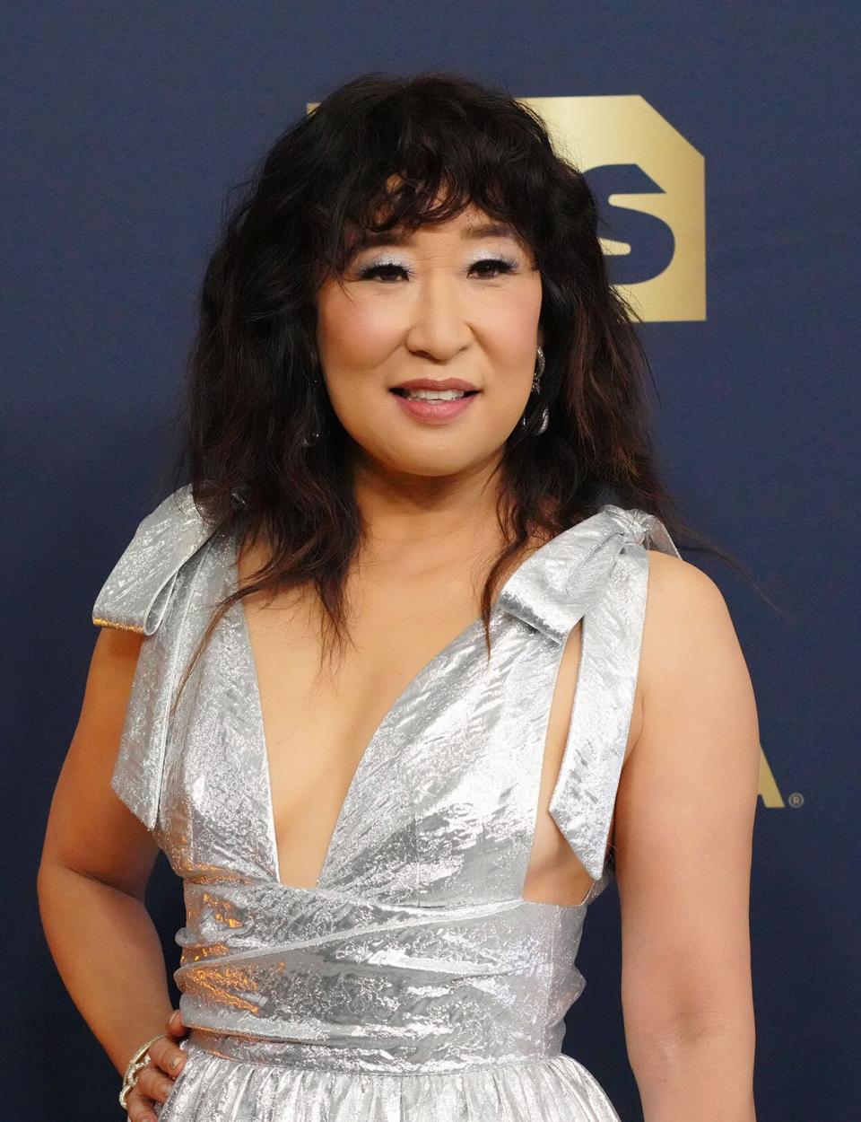 Sandra Oh at the 2022 SAG Awards