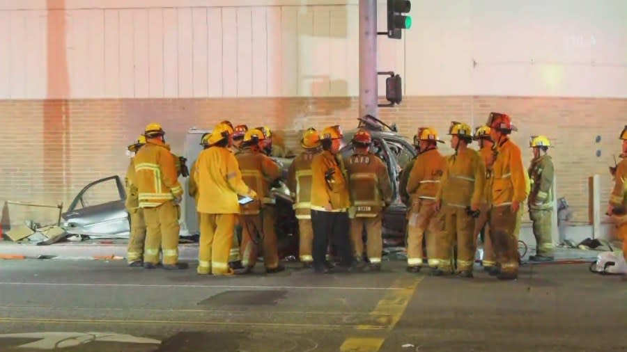 First responders arrive at the scene of a fatal crash in Canoga Park on Jan. 31, 2024. (TNLA)