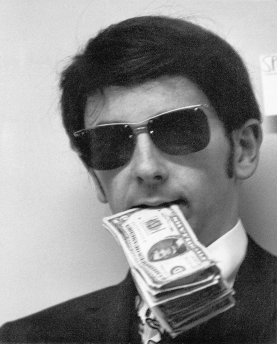 LOS ANGELES, CA - CIRCA 1965: Music Producer Phil Spector poses during photo session in Los Angeles, California, circa 1965.(Photo by Barry Oliver/Michael Ochs Archives/Getty Images)