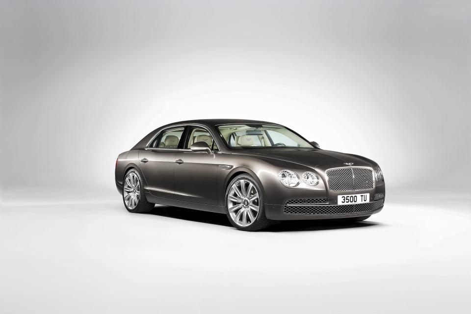 Powering the new Flying Spur is Bentley’s renowned 6.0-litre, twin turbo W12 engine, coupled to a ZF eight-speed transmission. Developing 625 PS (616 bhp) and 800 Nm of torque, the new Flying Spur features more power than any other Bentley four-door in history. (Photo: Bentley Motors UK)
