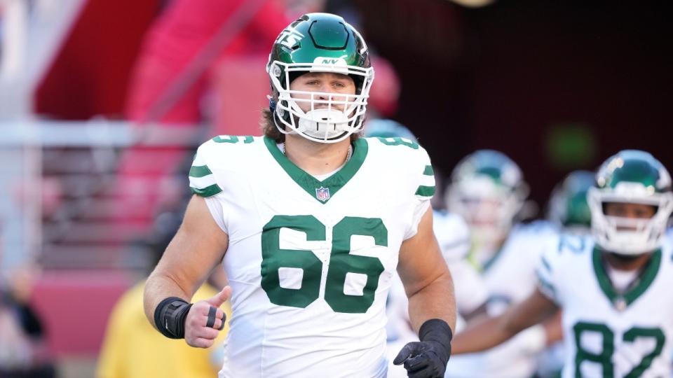 New York Jets center Joe Tippmann (66) before the game against the San Francisco 49ers at Levi's Stadium