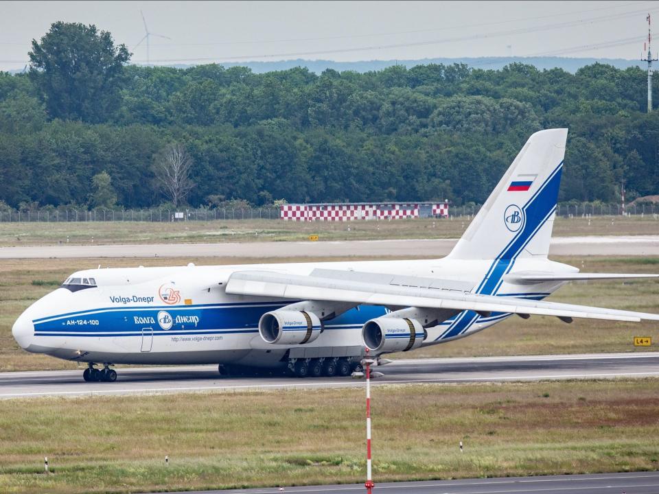 Antonov An-124