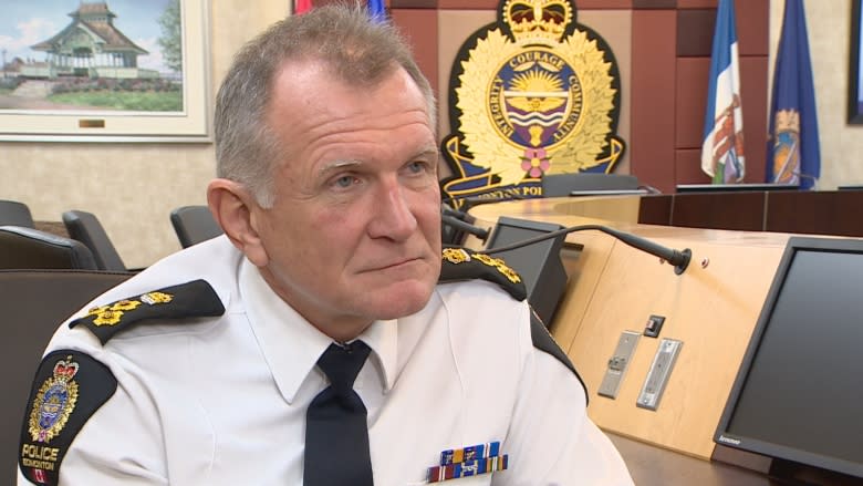 Edmonton police chief backs province-wide street check policy