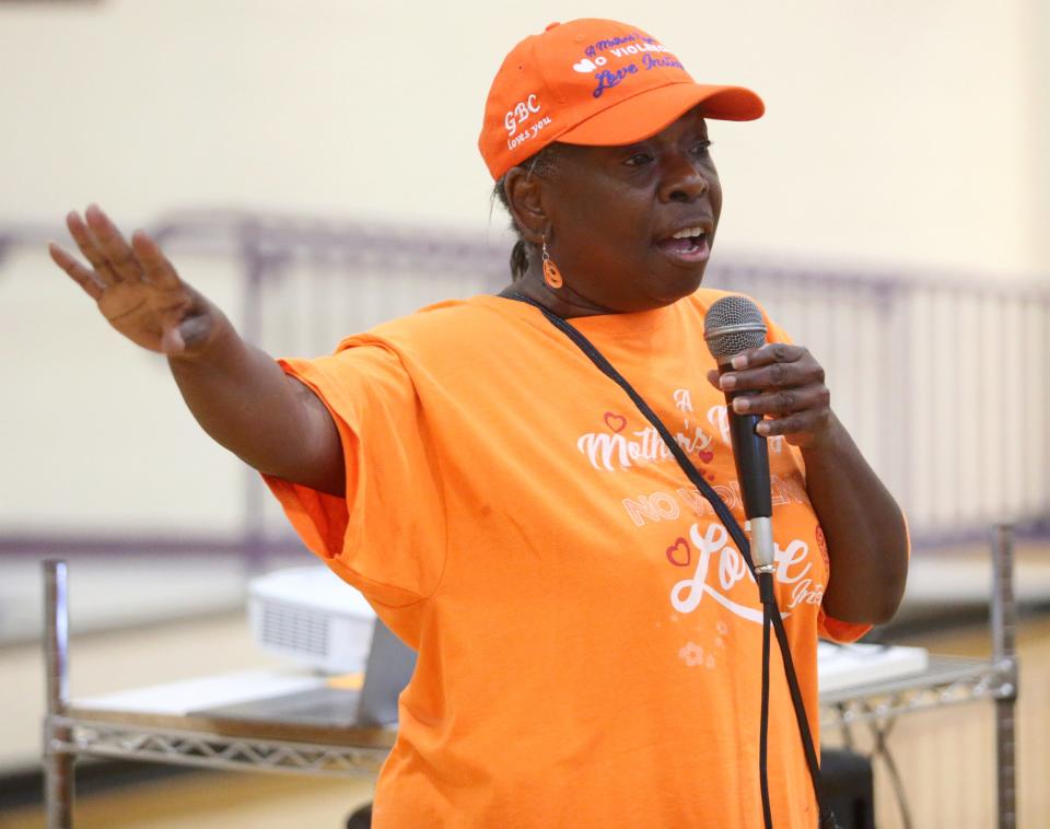 Canton Councilwoman Chris Smith, D-4, speaks during Thursday's meeting at Patrick Elementary School about the future grocery and health care center planned for Gonder Avenue.