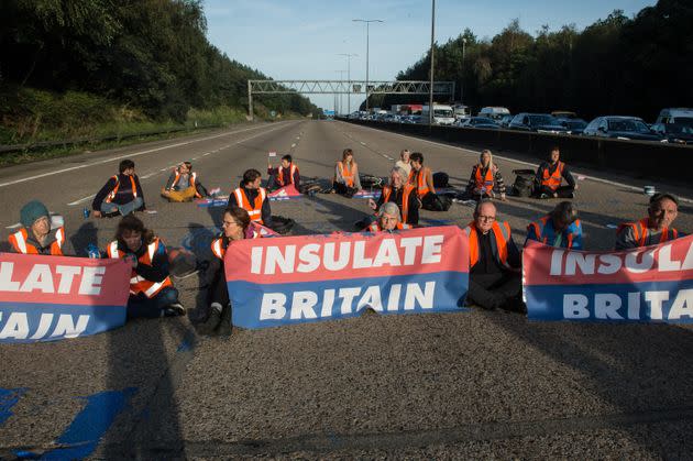 <strong>Protestors from Insulate Britain block the M25 motorway.</strong> (Photo: Guy Smallman via Getty Images)