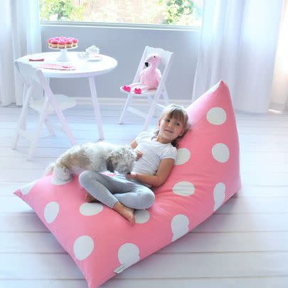 Fill this DIY bean bag chair with all their stuffed toys