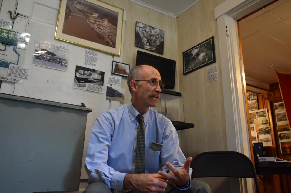 Jim Clark, an operator at Beaver Valley Power Station and a nuclear power expert at the Beaver County Industrial Museum, talks atomic energy and the Shippingport Atomic Power Station on Aug. 20, 2023.