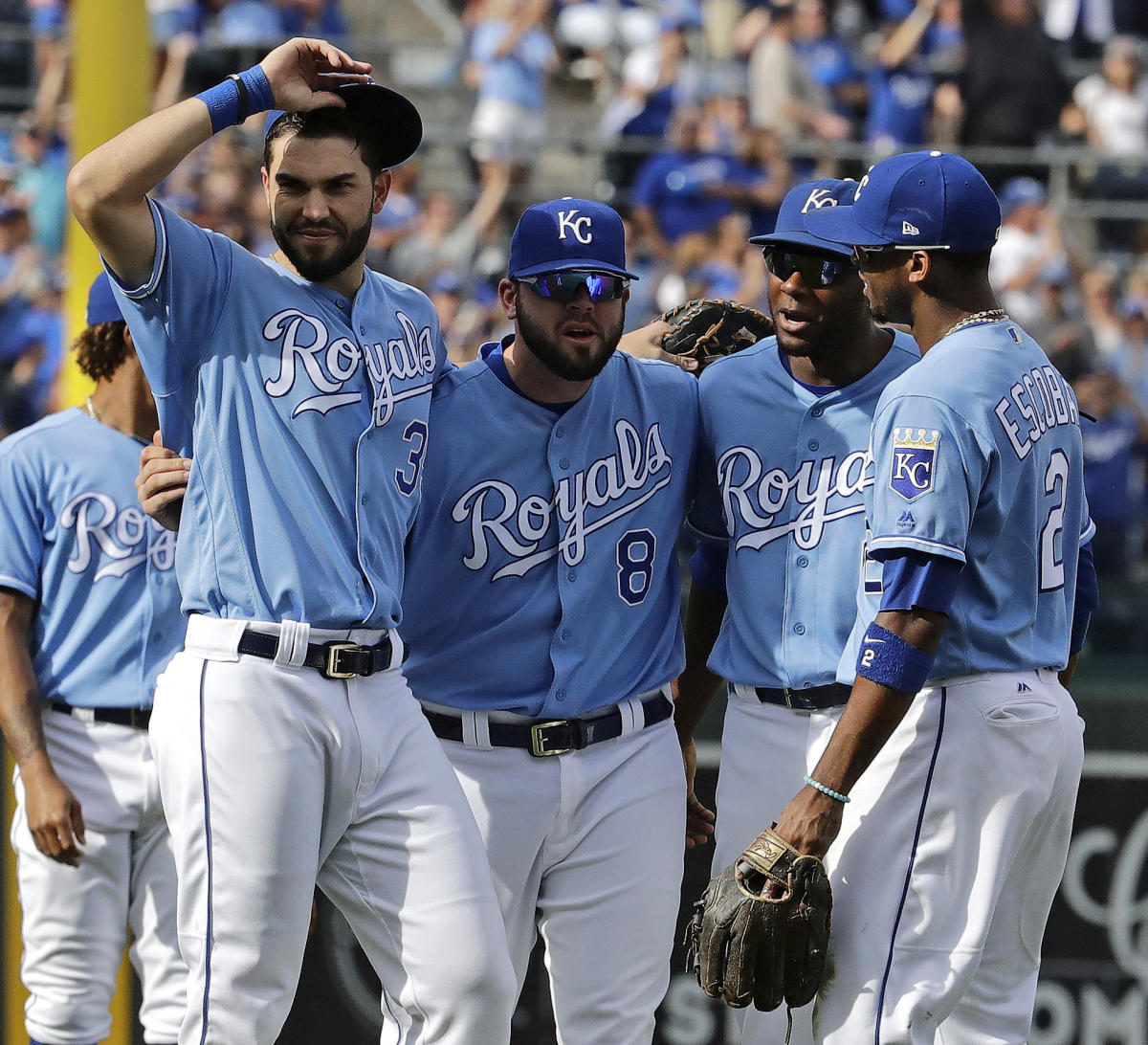 Photo: Royals' Eric Hosmer and his girlfriend celebrate after