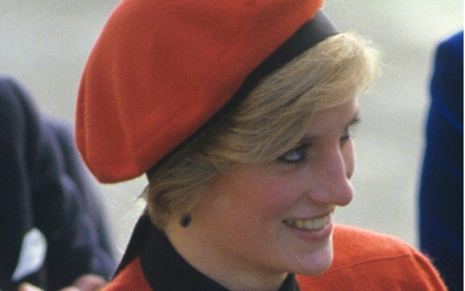 Princess Diana wearing a Stephen Jones designed hat - Photo by Shutterstock