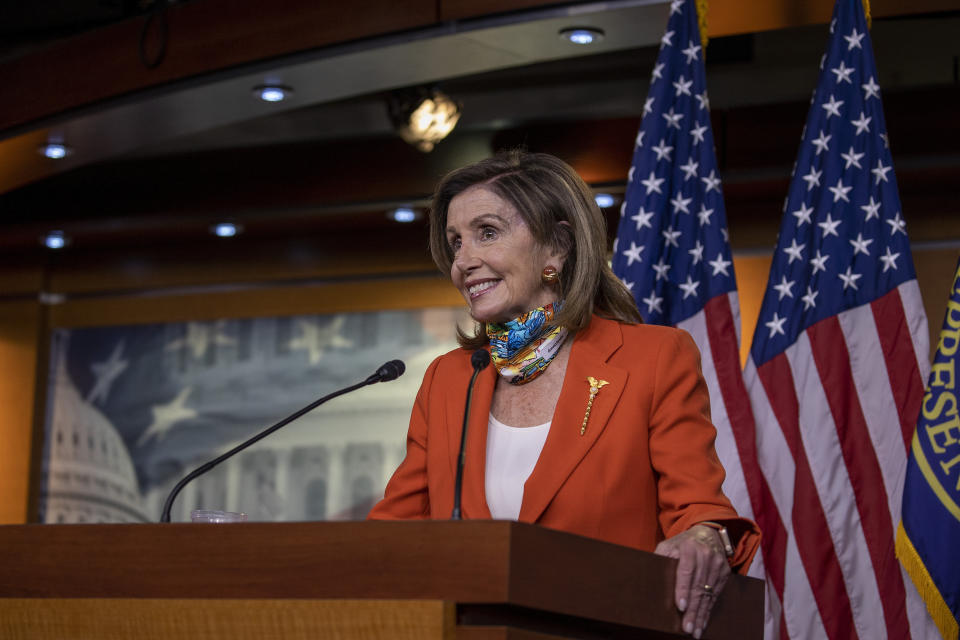 House Speaker Nancy Pelosi (D-Calif.) addresses reporters on Friday. House Democrats' campaign arm has a policy of refusing to work with vendors that aid primary challengers. (Photo: Tasos Katopodis/Getty Images)