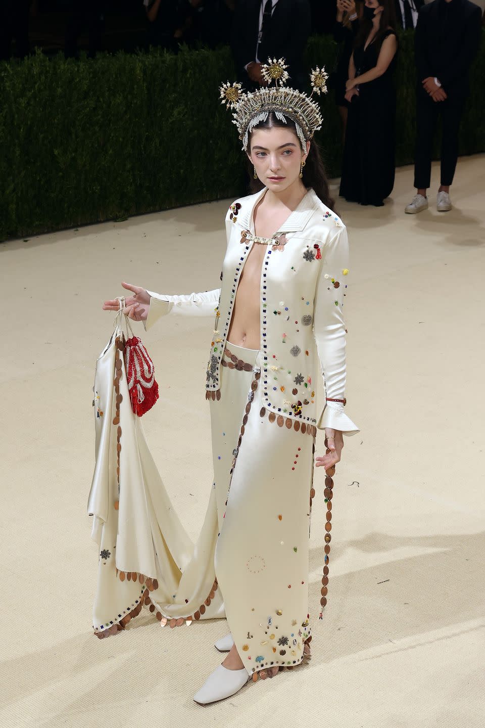 the 2021 met gala celebrating in america a lexicon of fashion arrivals