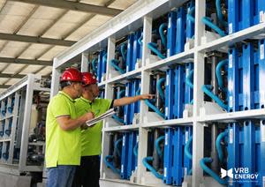 VRB Energy’s quality assurance team performing final inspections on the cell stacks and electrolyte tanks of the 3MW / 12MWh VRB-ESS at the Hubei Xiangyang project.