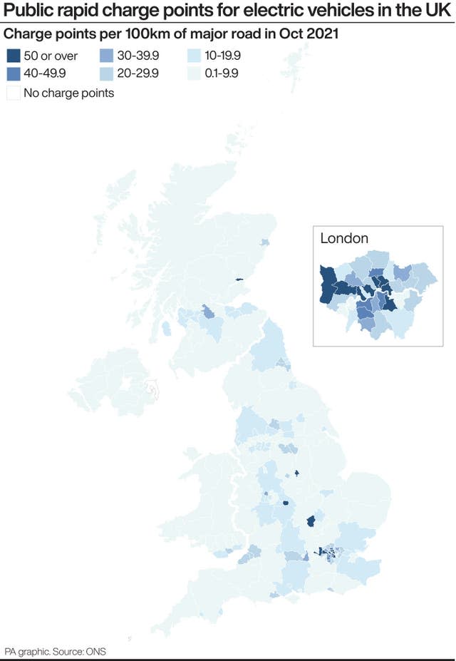 Public rapid charge points for electric vehicles in the UK