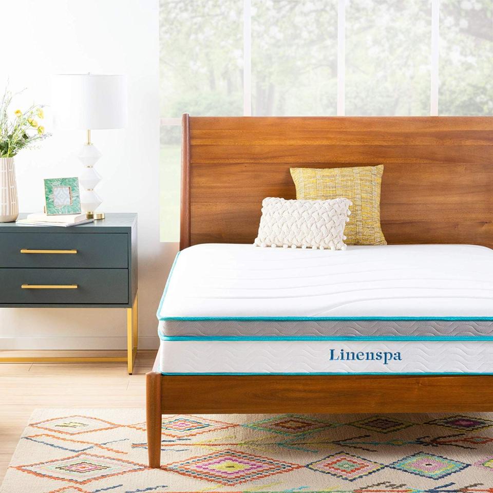 FYI Memorial Day Is the Best Time to Get a Mattress—Here are the Best Deals