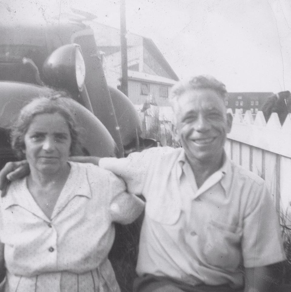 Dominic Caruso met Rosa Andreola in 1916, when he was 16 and she was 15, in their native Calabria, Italy.