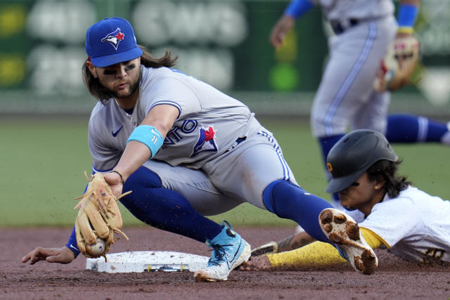 Chris Bassitt impressive as Blue Jays end skid, top Pirates 4-0 - NBC Sports