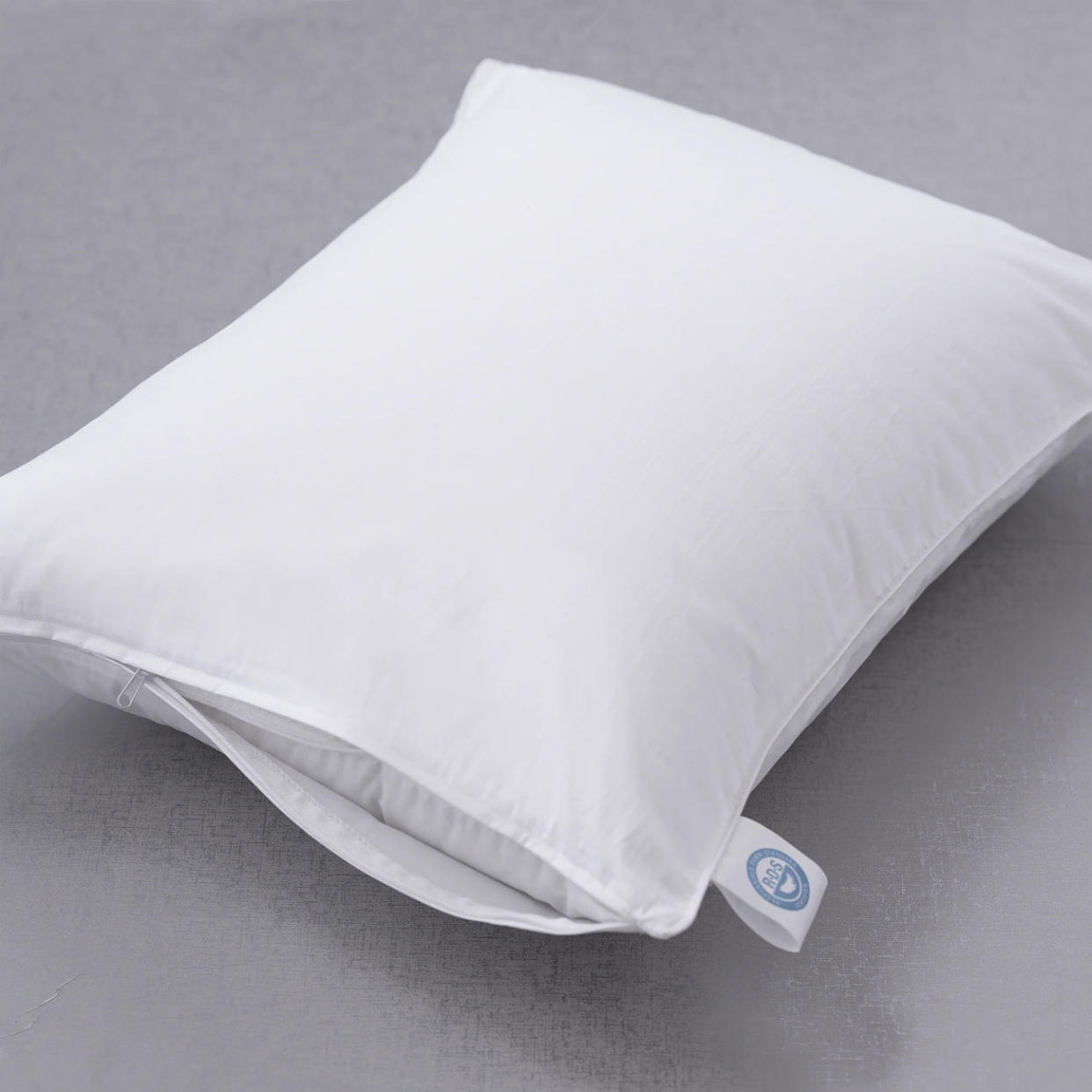 <p><a href="https://www.downlinens.com/collections/premium-down-pillows/products/the-ultimate-white-goose-down-pillow" rel="nofollow noopener" target="_blank" data-ylk="slk:Shop Now;elm:context_link;itc:0;sec:content-canvas" class="link rapid-noclick-resp">Shop Now</a></p><p>The Ultimate White Goose Down Pillow</p><p>downlinens.com</p><p>$149.99</p><span class="copyright">Courtesy of Retailer</span>