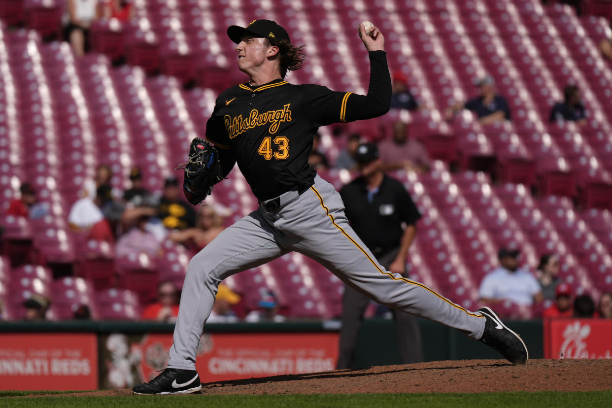 Pittsburgh Pirates pitcher Ryan Borucki throws during the eighth inning of a baseball game against the Cincinnati Reds, Saturday, Sept. 21, 2024, in Cincinnati. (AP Photo/Carolyn Kaster)