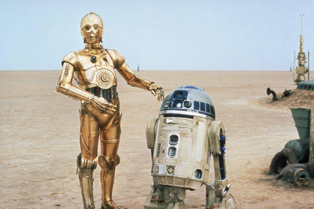 He might as well be a bucket': Why C-3PO and R2-D2 hate each other