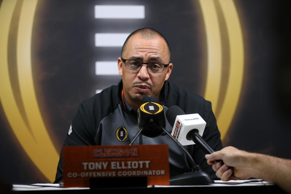 Clemson offensive coordinator Tony Elliott attends media day for the College Football Playoff title game on Jan. 11, 2020. (Chris Graythen/Getty Images)