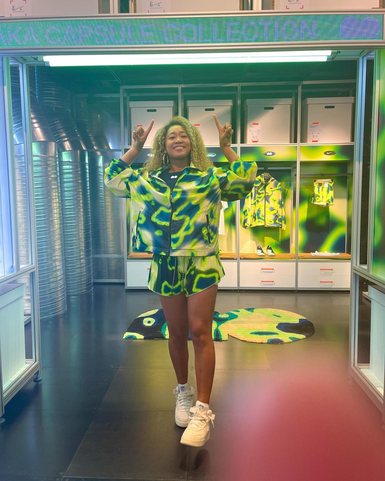 https://www.instagram.com/p/CdtOt8yj_Rb/ naomiosaka's profile picture naomiosaka Verified First time seeing my collection in person ������!!! Such a cool experience, so grateful @nike . You can shop the new collection online now, and make sure you tag me and @nikewomen in your photos, I want to see you all wearing it!�� #TeamNike