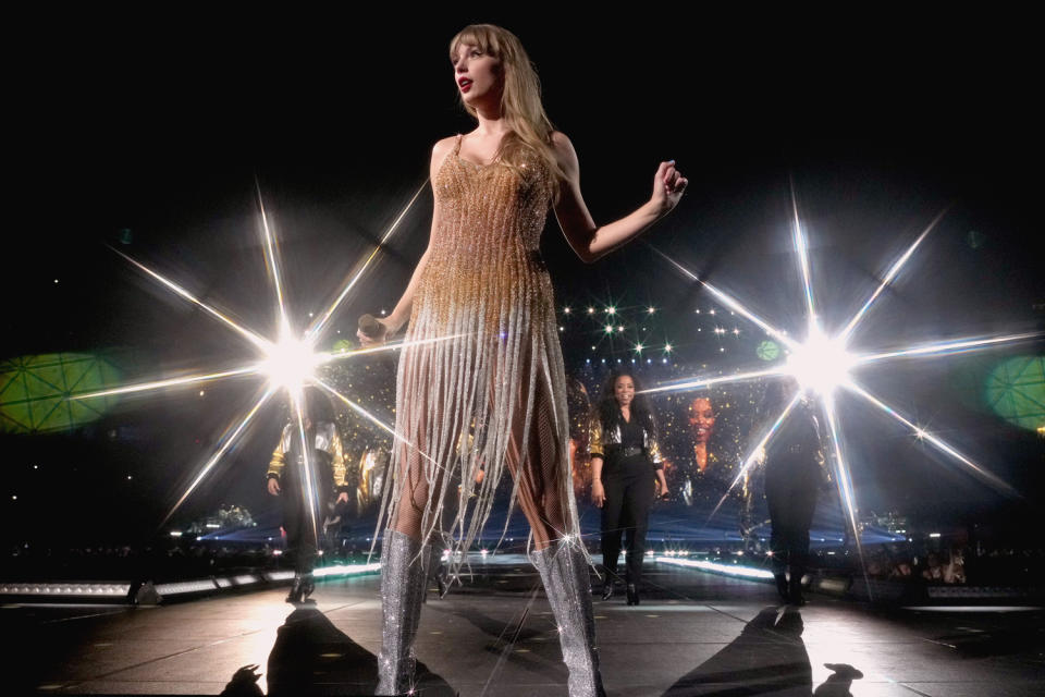 Taylor Swift's second Roberto Cavalli dress for her Fearless set