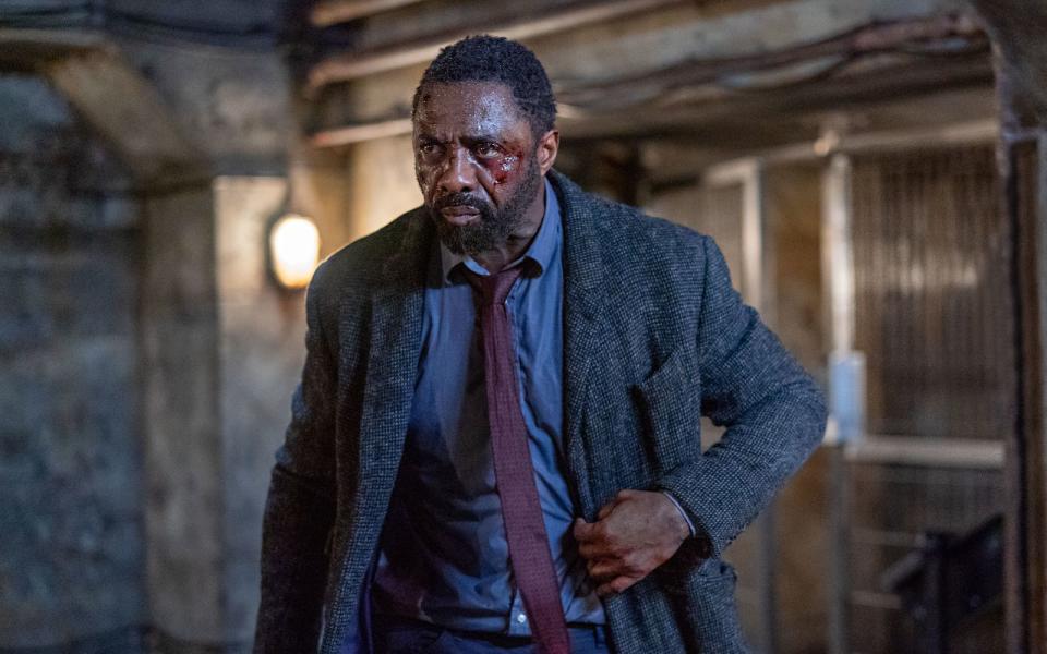 Sah schon mal besser aus: Idris Elba als Detective John Luther im Netflix-Actioner "Luther: The Fallen Sun". (Bild: Netflix / John Wilson)