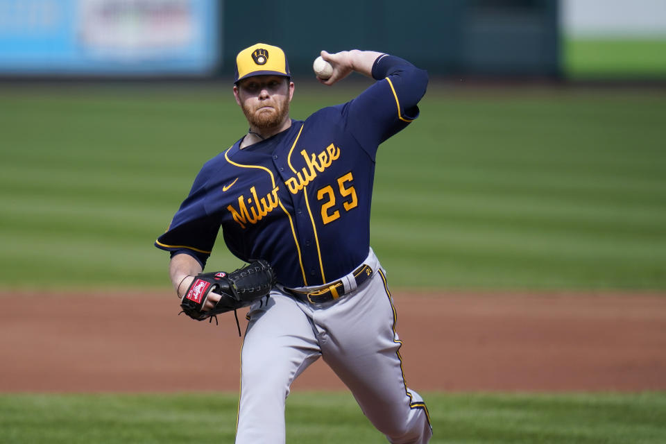 Milwaukee Brewers starting pitcher Brett Anderson throws during the second inning of a baseball game against the St. Louis Cardinals Sunday, Sept. 27, 2020, in St. Louis. (AP Photo/Jeff Roberson)