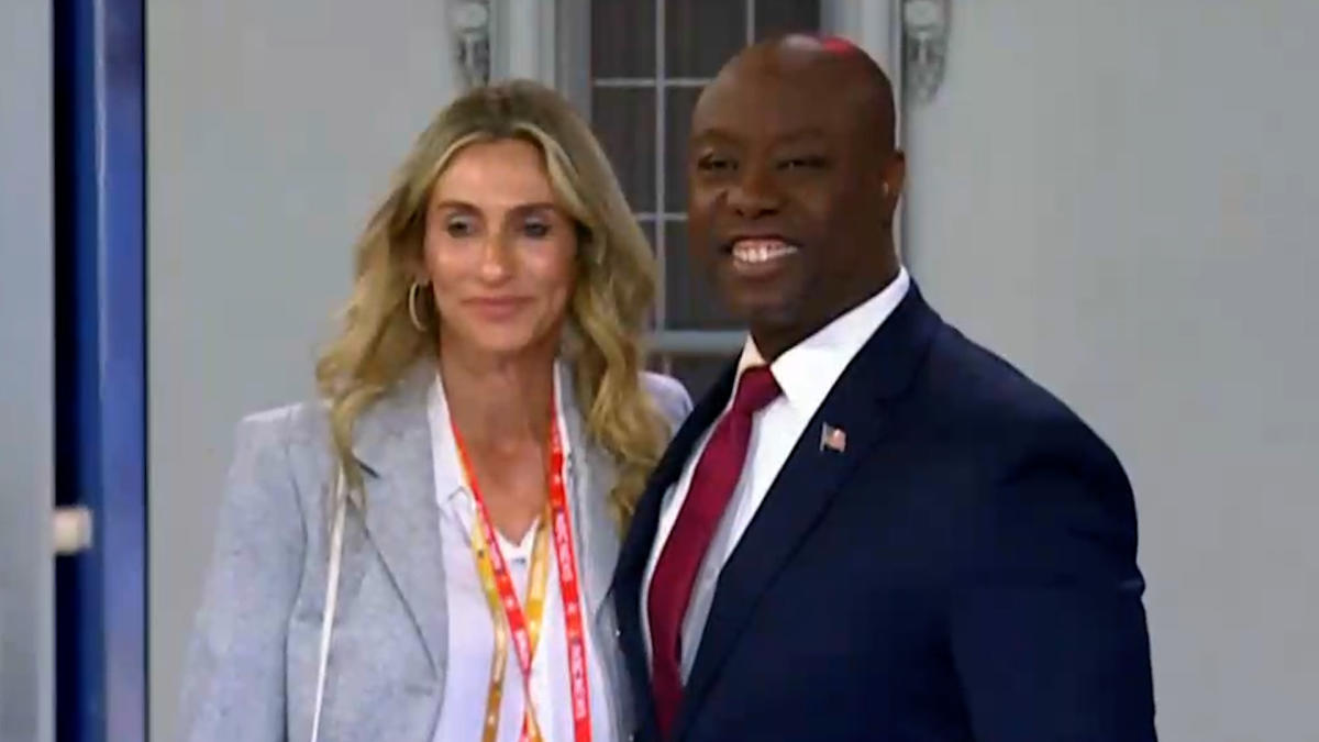 Sen Tim Scott Appears Onstage With Girlfriend Mindy Noce 2561