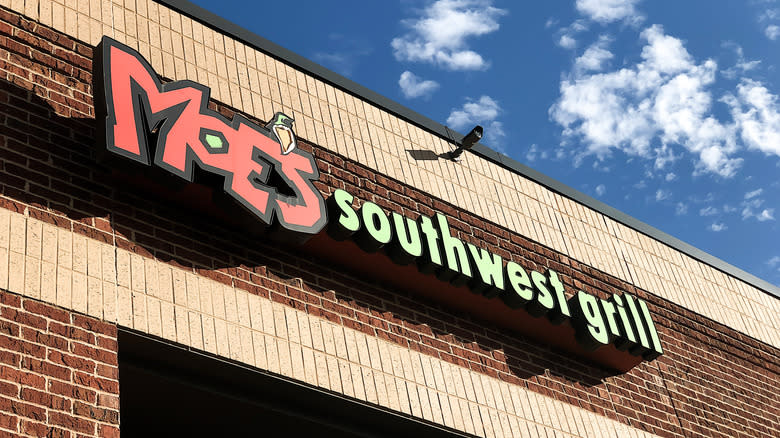 Moe's southwest grill sign