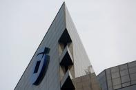 FOTO DE ARCHIVO. El logo de China Construction Bank Corp (CCB) se ve en su sede en Pekín, China
