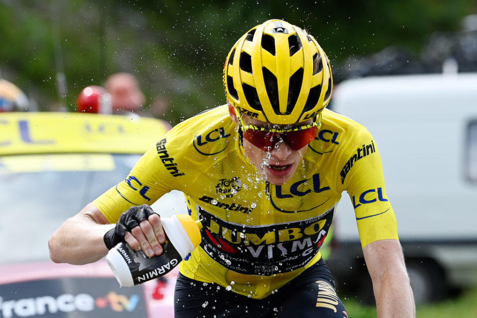 COURCHEVEL FRANCE  JULY 19 Jonas Vingegaard of Denmark and Team JumboVisma  Yellow Leader Jersey refreshes himself during the stage seventeen of the 110th Tour de France 2023 a 1657km at stage from SaintGervais MontBlanc to Courchevel  UCIWT  on July 19 2023 in Courchevel France Photo by Tim de WaeleGetty Images