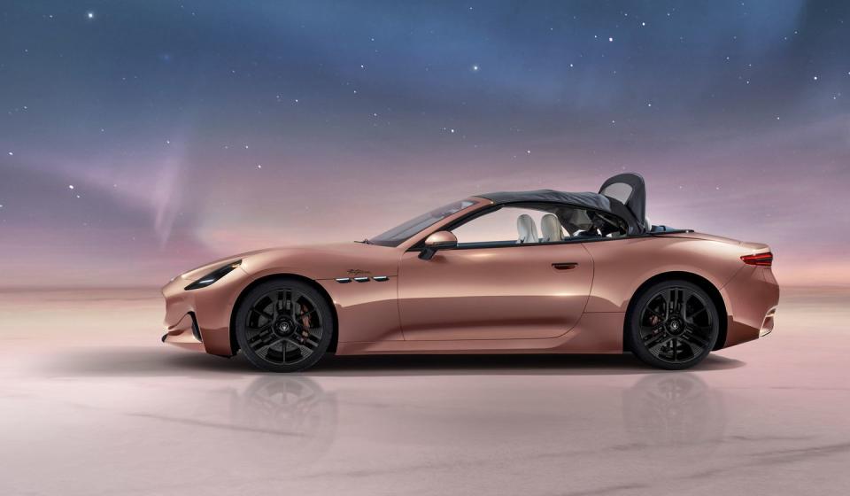 2025 maserati grancabrio folgore