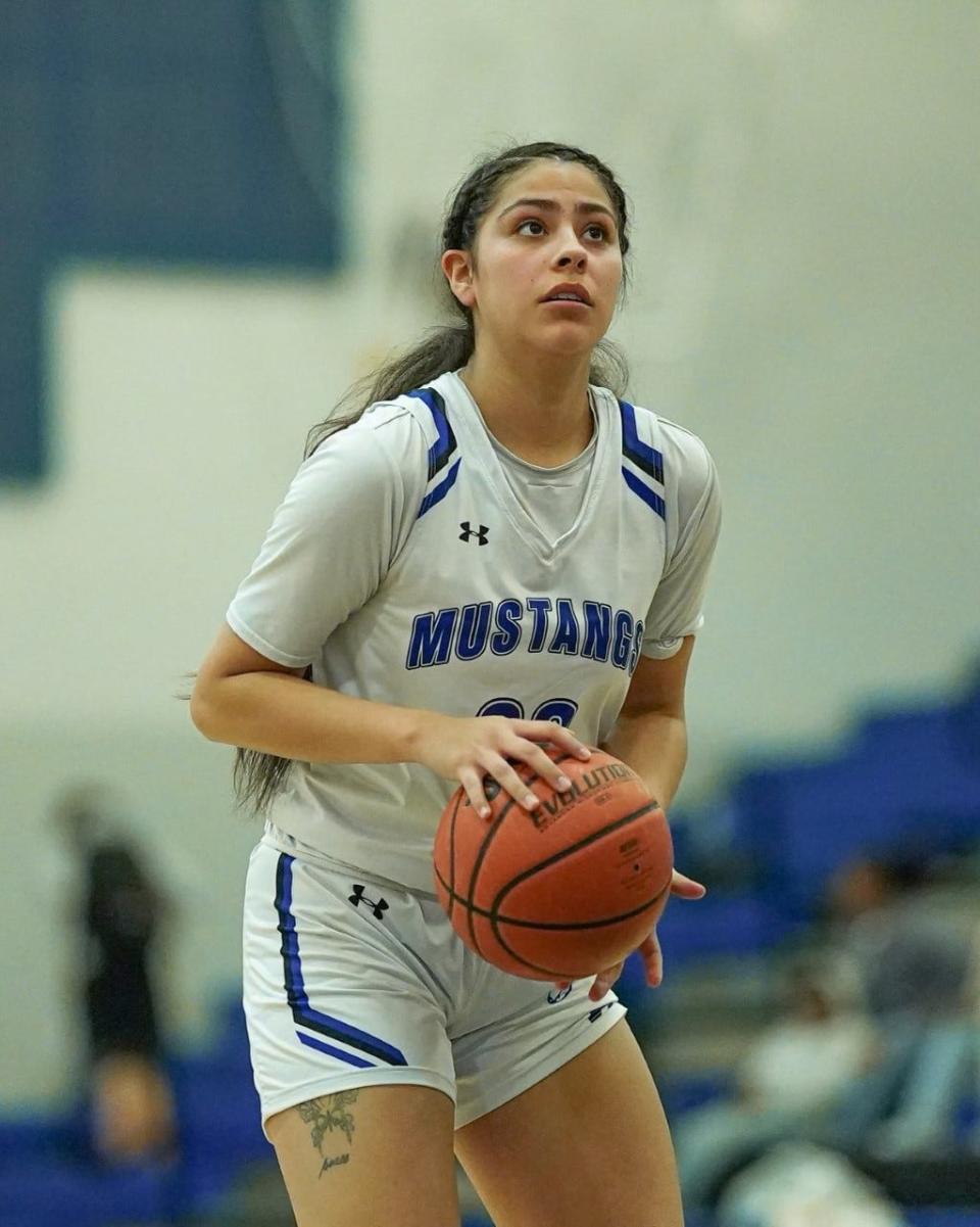 Cayla Harang of Mountain House girls basketball prepares to shoot a free throw during the 2022-23 season.