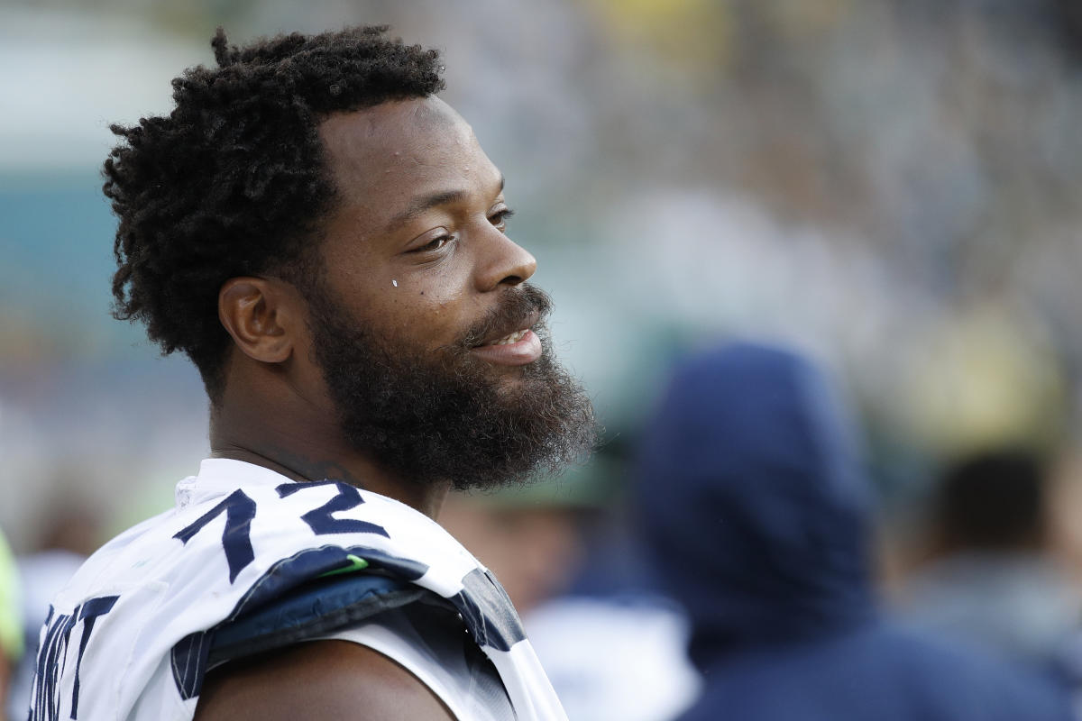 Report: Falcons, Seahawks discussing Michael Bennett trade