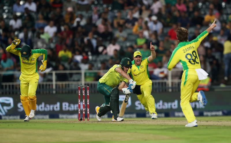 South Africa v Australia - First T20