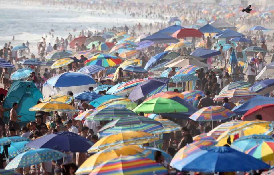 <div class="inline-image__caption"><p>Santa Monica beach was the place to be as a heat wave scorched California over the weekend.</p></div> <div class="inline-image__credit">Mario Tama/Getty</div>