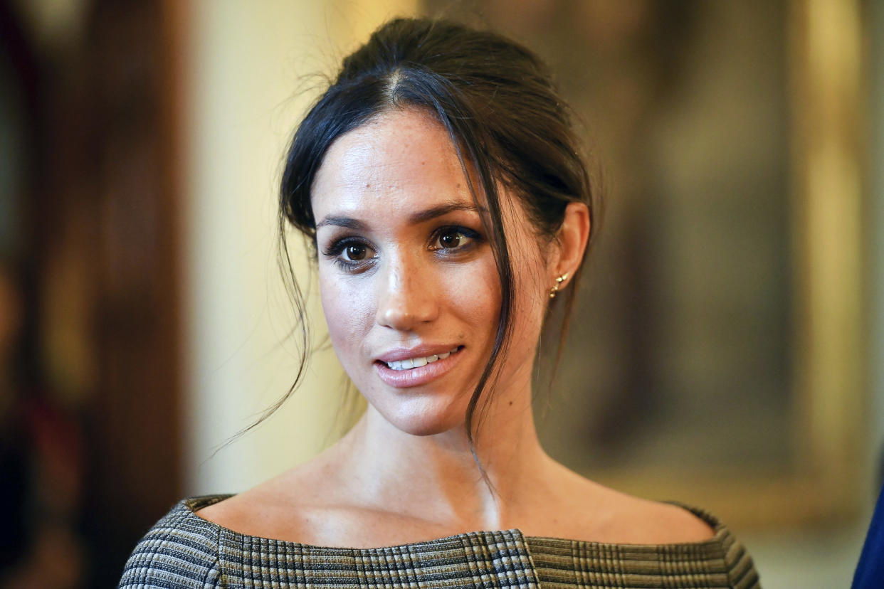 Stilsicher und elegant: das zukünftige royale Familienmitglied Meghan Markle. (Bild. AP Photo)