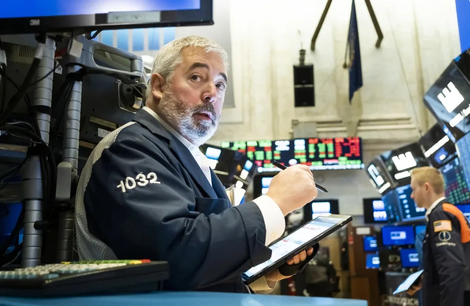 Wall Street opens on mixed ground and the Dow Jones rises 0.10%